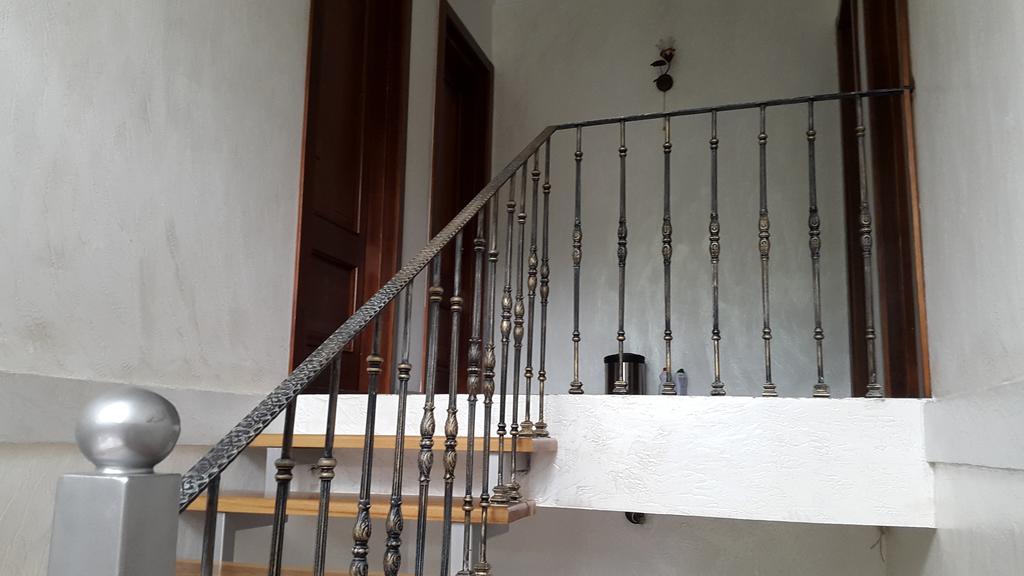 Lasha Guest House Makhinjauri Esterno foto