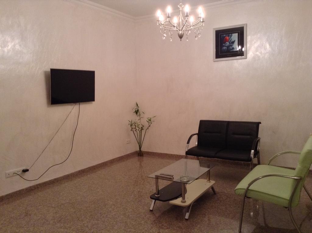 Lasha Guest House Makhinjauri Esterno foto