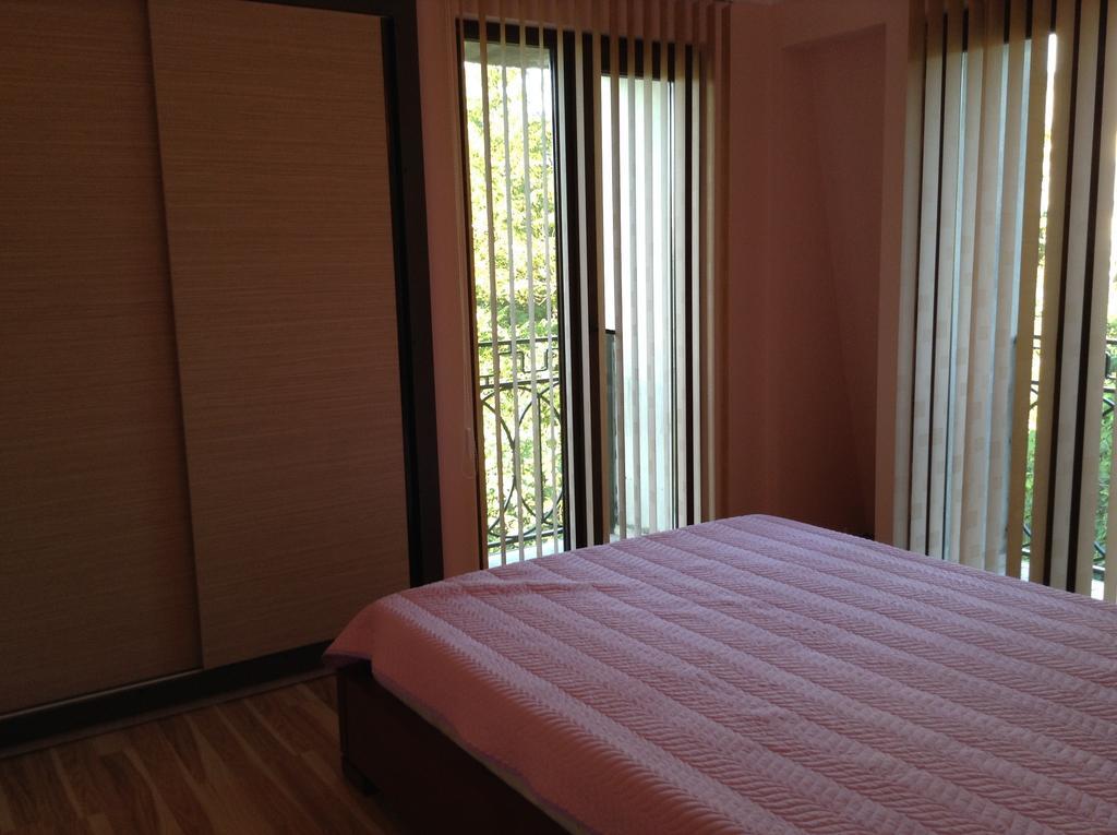 Lasha Guest House Makhinjauri Esterno foto
